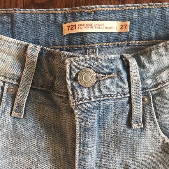 Levi’s High Rise Distressed Skinny Jeans - Picture 6 of 8